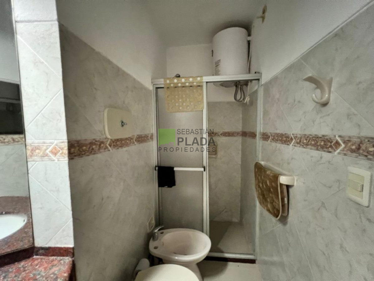 Casa ID.896 - Importante Casa de 4 Dormitorios en Venta en San Carlos