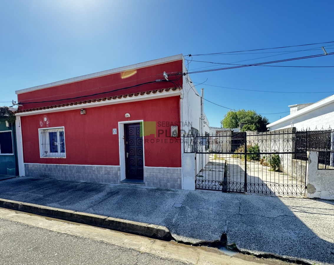 Casa ID.847 - ¡¡ATENCIÓN PRÓXIMAMENTE!! Casa 1 dormitorio amplio - entrada para vehículo.- En Alquiler Centro de San Carlos