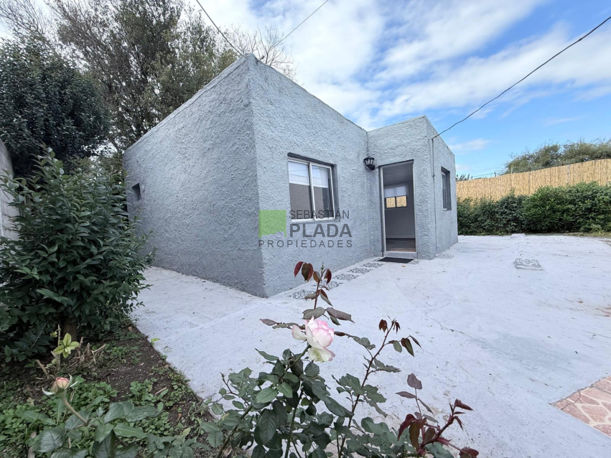 Casa ID.1080 - Casa de 1 Dormitorio en Venta en Centro de San Carlos