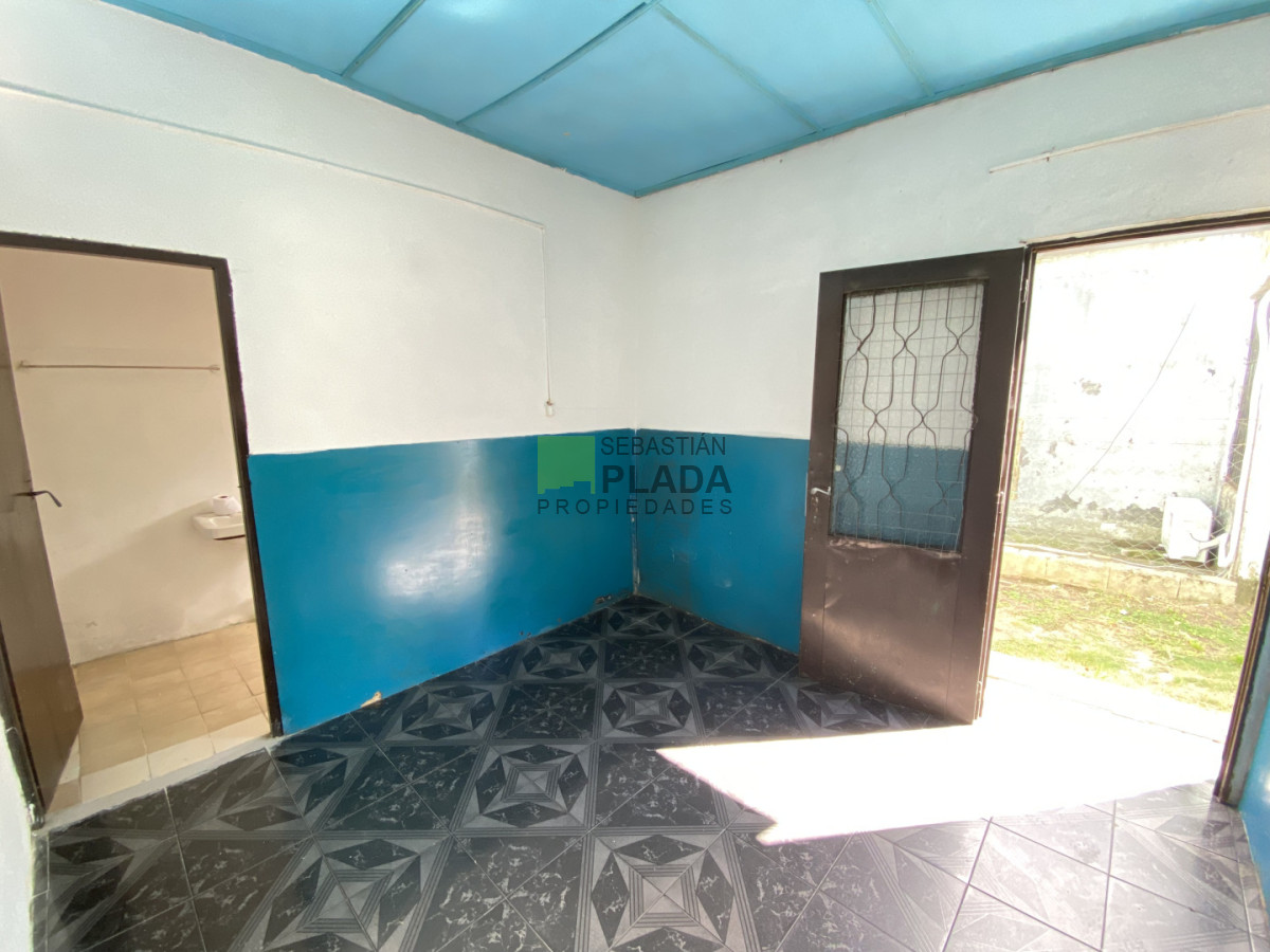 Casa ID.968 - Casa 2 Dormitorios sobre amplio terreno, en Venta en San Carlos