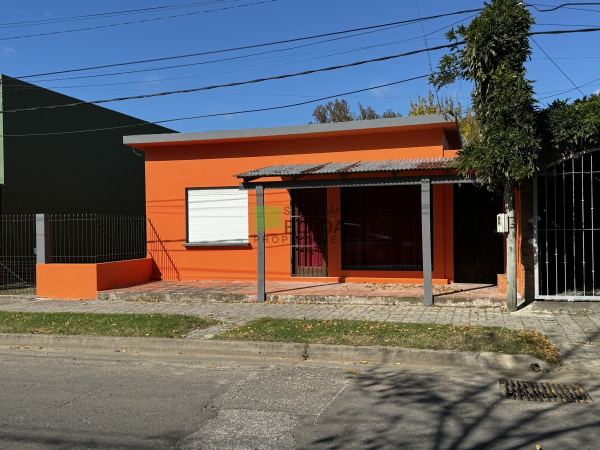Casa ID.872 - Casa de 3 Dormitorios en Venta en San Carlos