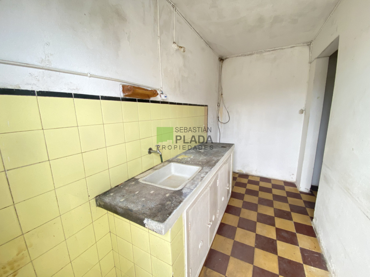 Casa ID.1039 - Casa de 1 Dormitorio en Alquiler en San Carlos