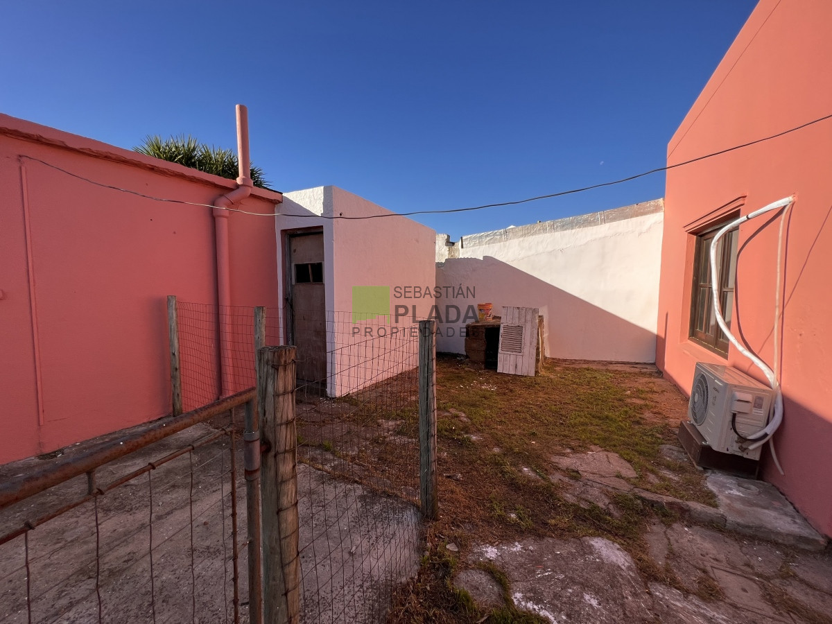Casa ID.174 - Casa y apartamento en un mismo padrón en Venta en San Carlos