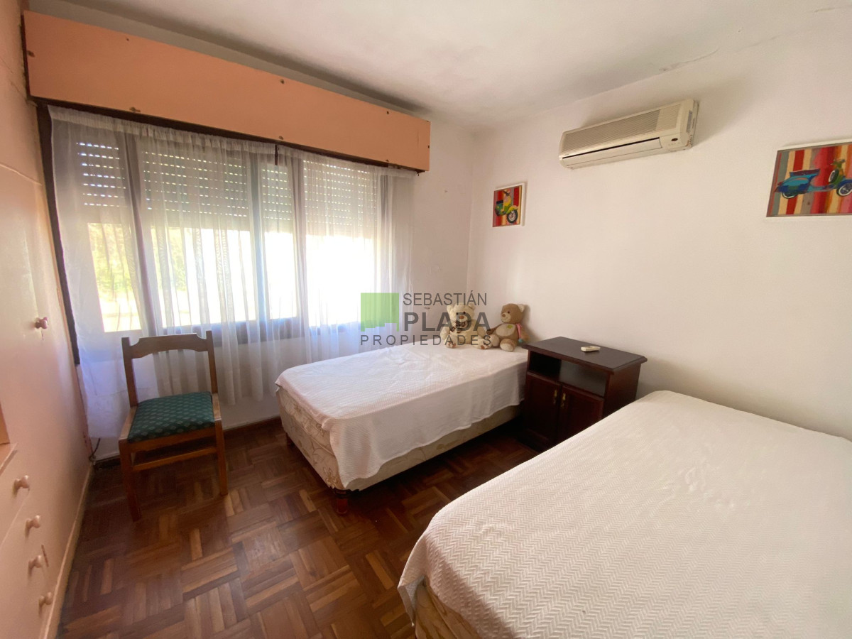 Casa ID.923 - En Venta Casa 3 Dormitorios, Centro de San Carlos.
