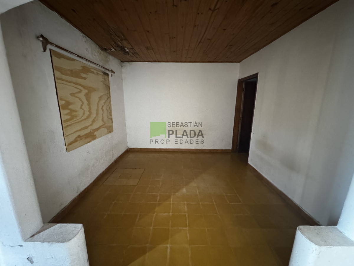 Casa ID.971 - A reciclar en Centro de San Carlos