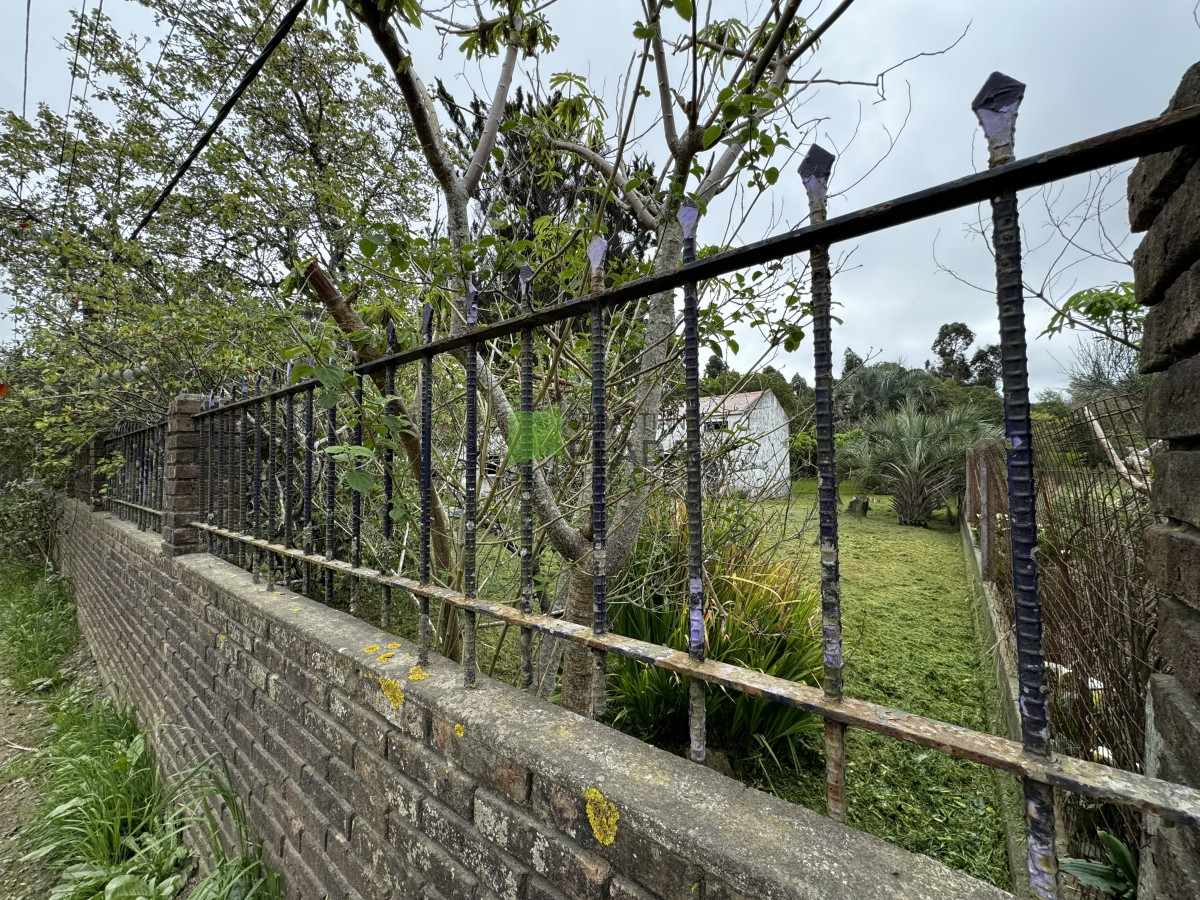 Casa ID.927 - Casa y Galpón con buen terreno