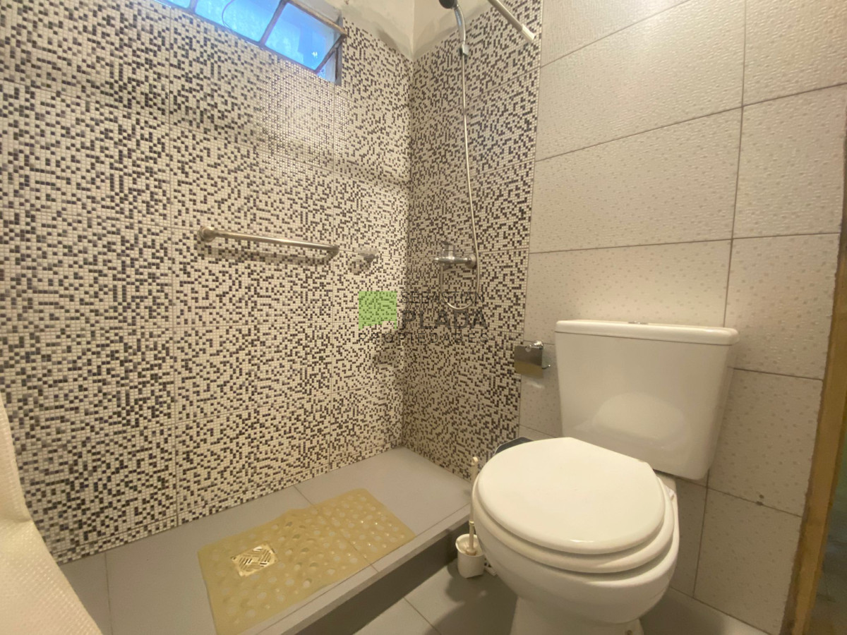 Casa ID.998 - Casa céntrica de 1 Dormitorio en Alquiler en San Carlos