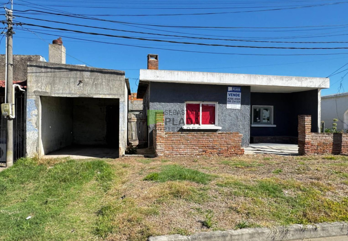 Casa ID.956 - Casa de Plancha 2 dormitorios, muy lumoinoso bien orientada.