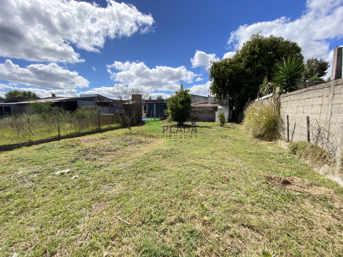 Casa ID.968 - Casa 2 Dormitorios sobre amplio terreno, en Venta en San Carlos