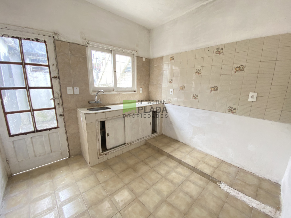 Casa ID.771 - Casa de 1 Dormitorio Amplio en Alquiler en San Carlos