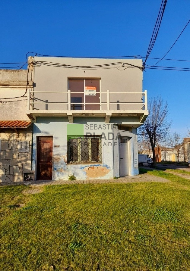 Casa ID.576 - PRÓXIMAMENTE EN ALQUILER!! Casa de altos, 3 dormitorios sobre Av. Alvariza