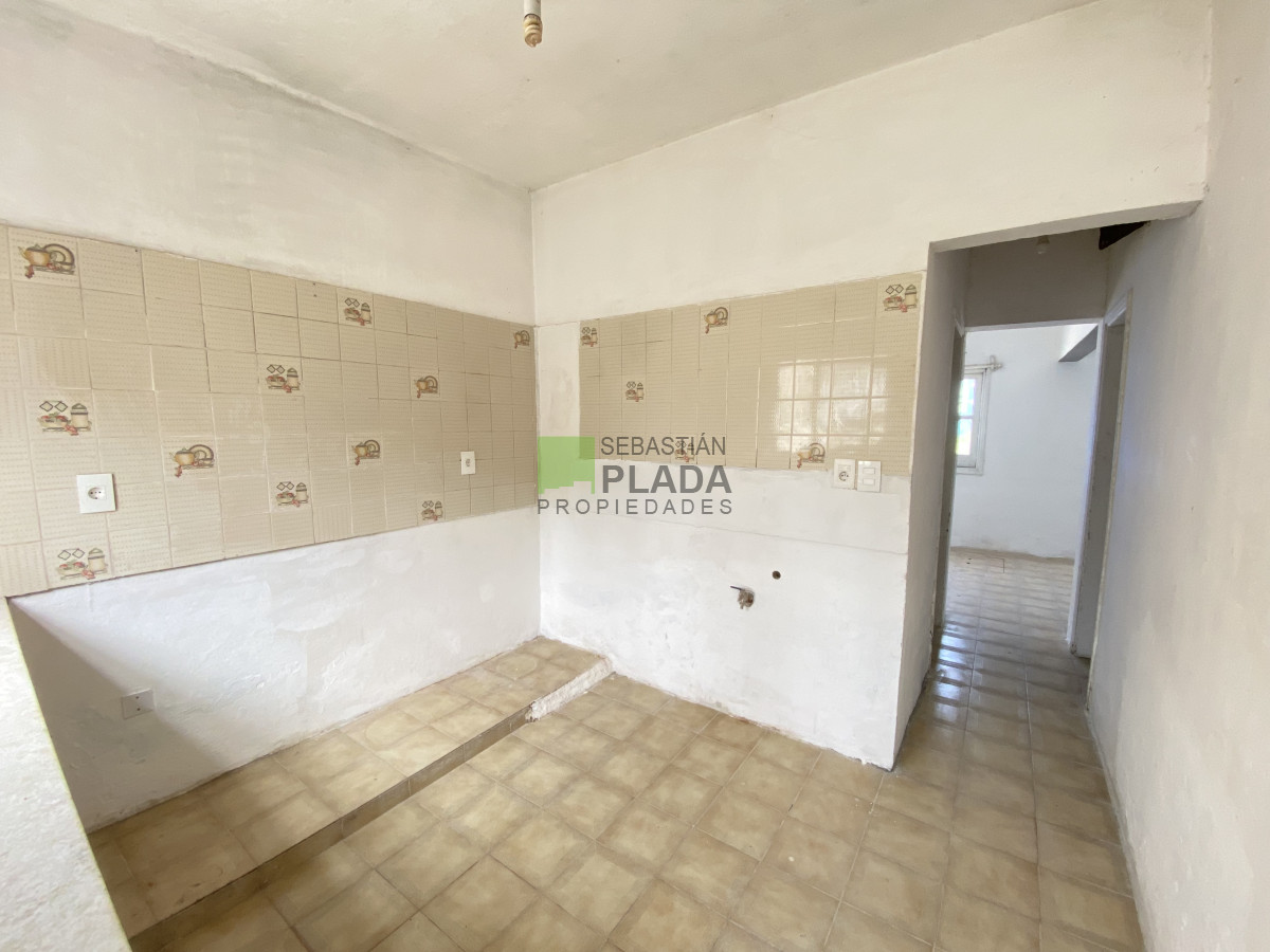 Casa ID.771 - Casa de 1 Dormitorio Amplio en Alquiler en San Carlos