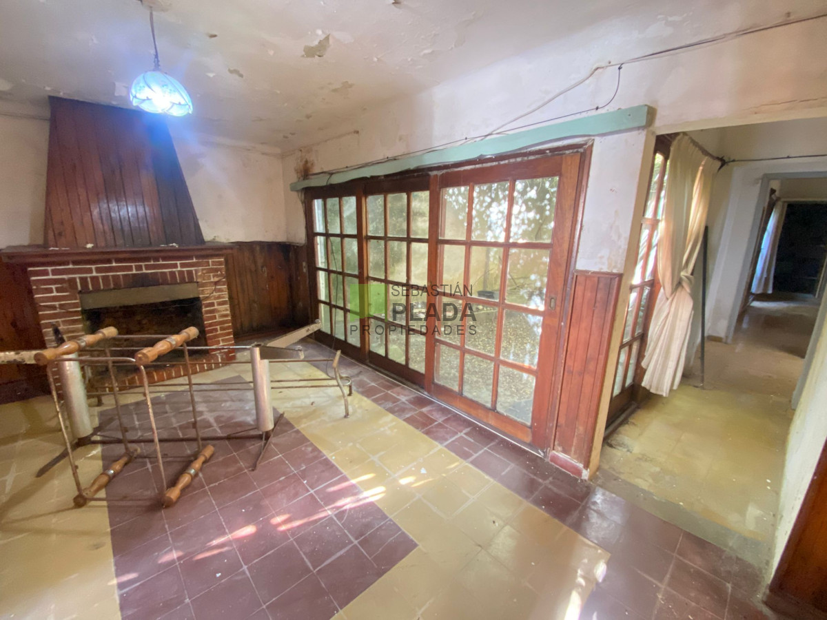 Casa ID.84 - Casa de Tres Dormitorios y Garaje en Venta en San Carlos