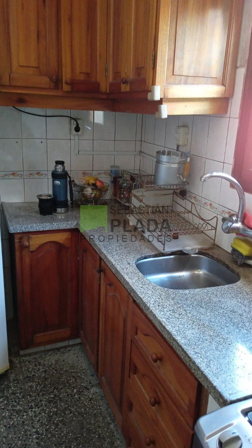 Casa ID.710 - Casa con Local o monoambiente. apta Banco