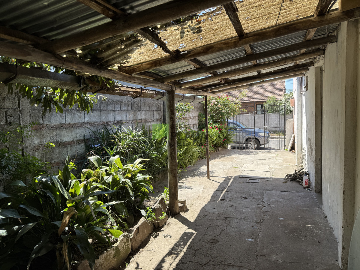 Casa ID.1021 - Casa a reciclar cecana a Rambla y servicios