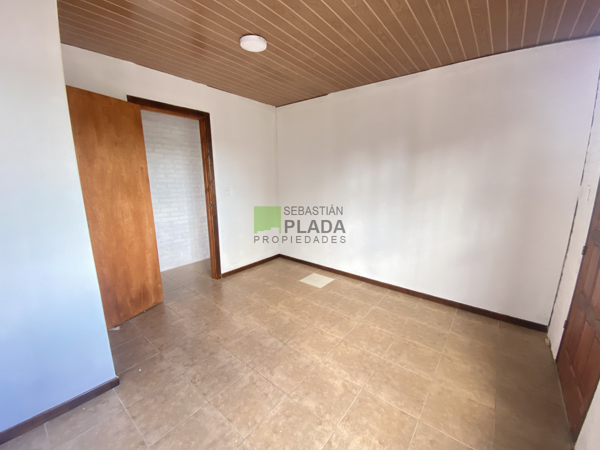 Casa ID.1017 - Casa de 2 Dormitorios en Alquiler en San Carlos