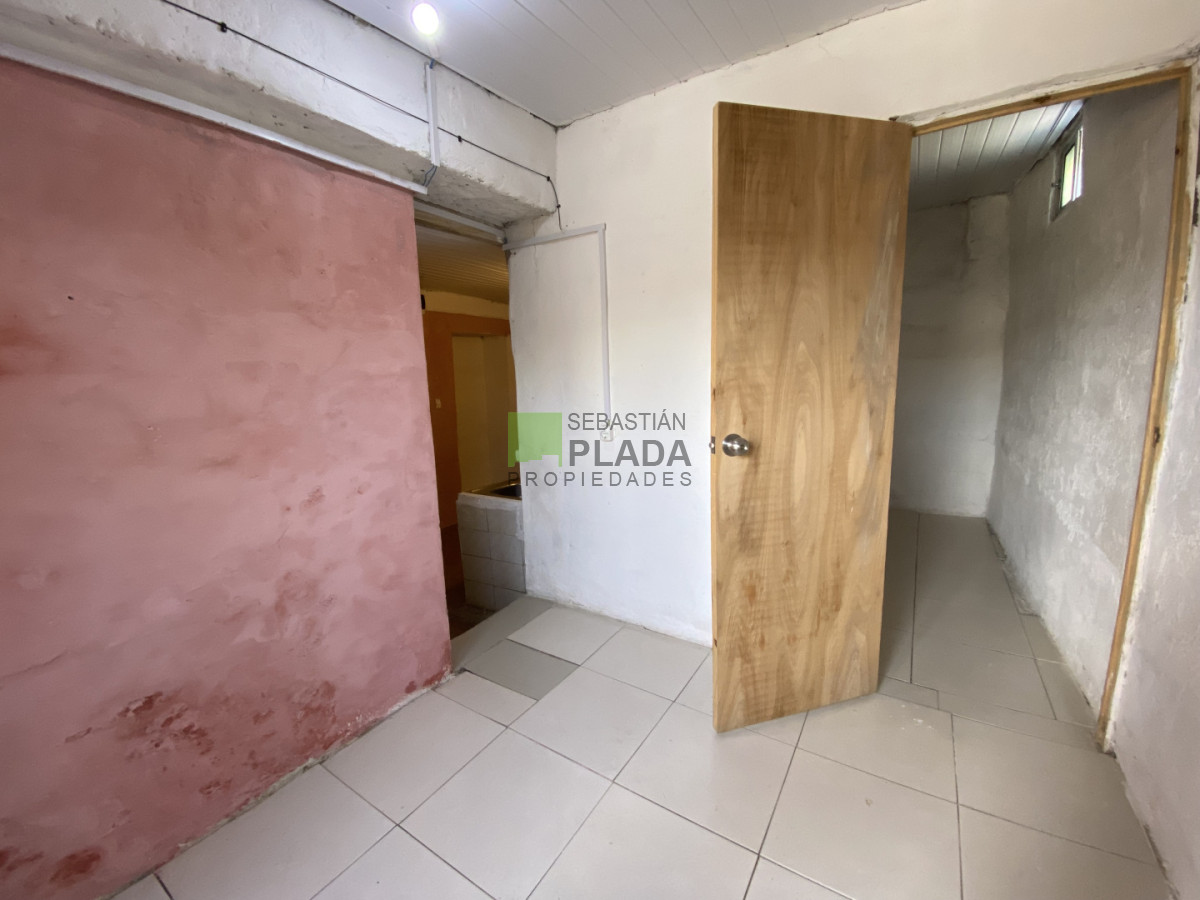 Casa ID.1054 - Casa de 1 Dormitorio en Alquiler en San Carlos