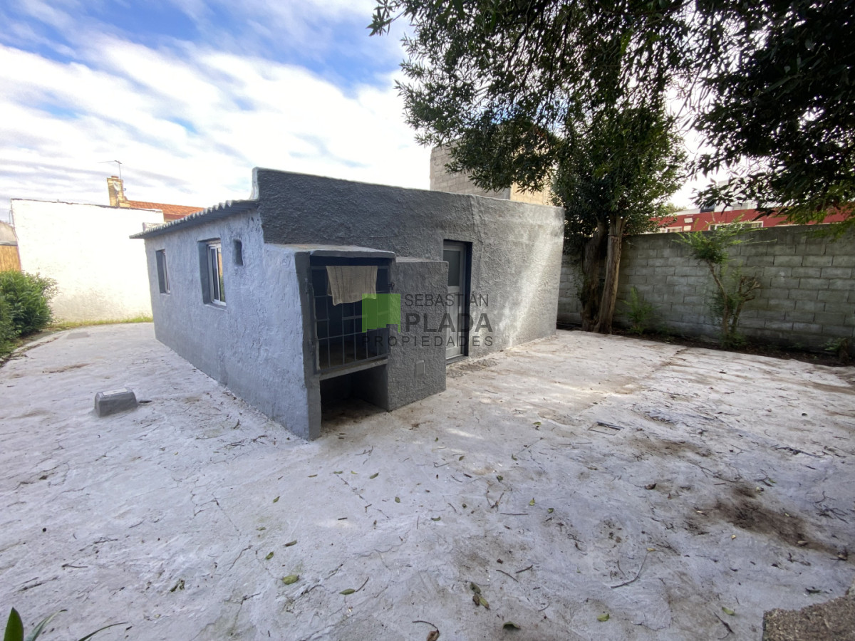 Casa ID.1080 - Casa de 1 Dormitorio en Venta en Centro de San Carlos