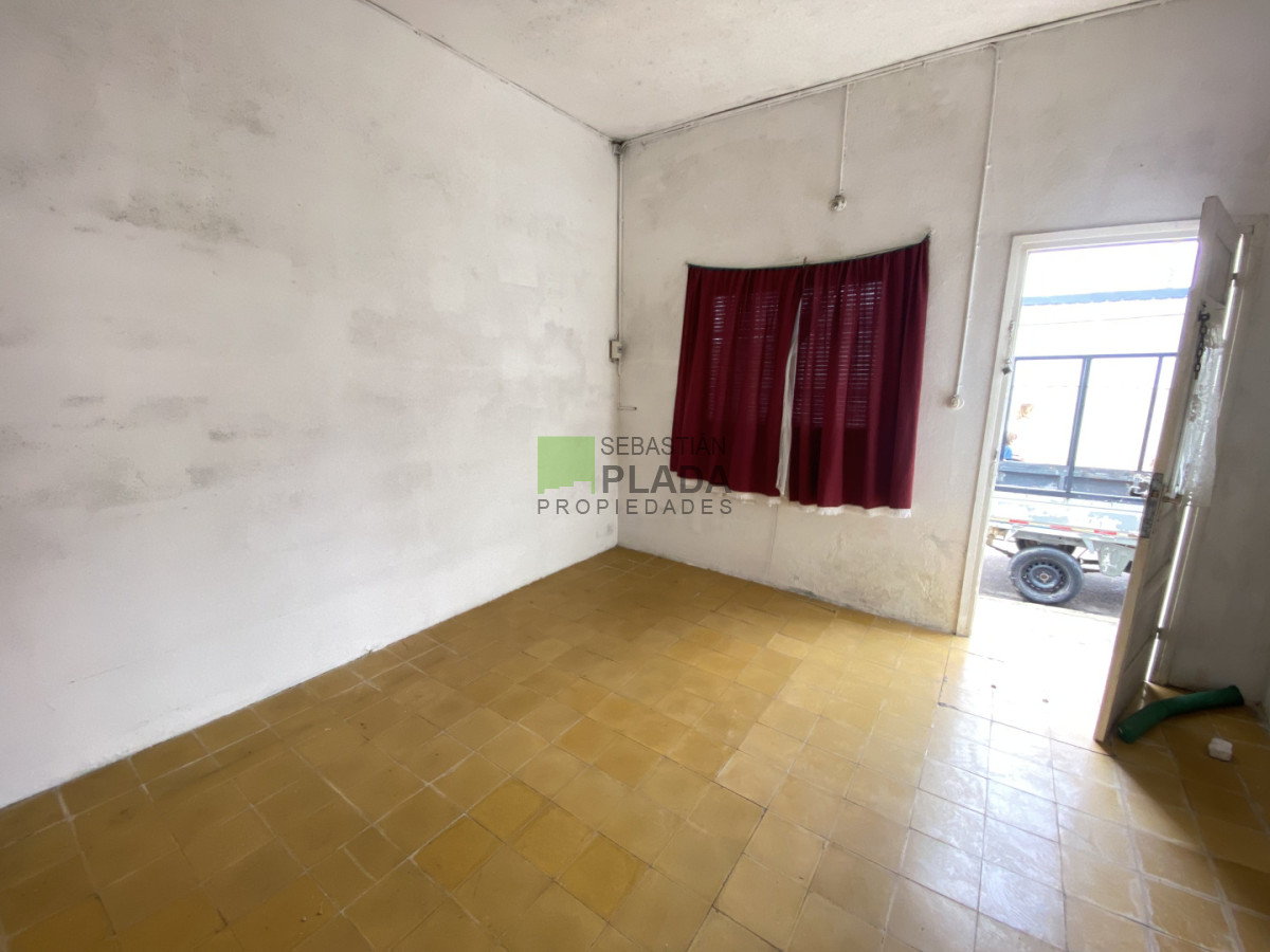 Casa ID.1039 - Casa de 1 Dormitorio en Alquiler en San Carlos