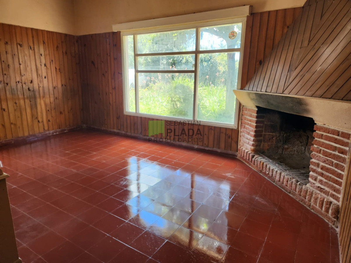 Casa ID.818 - Sólida casa en Venta en Canteras de Marelli