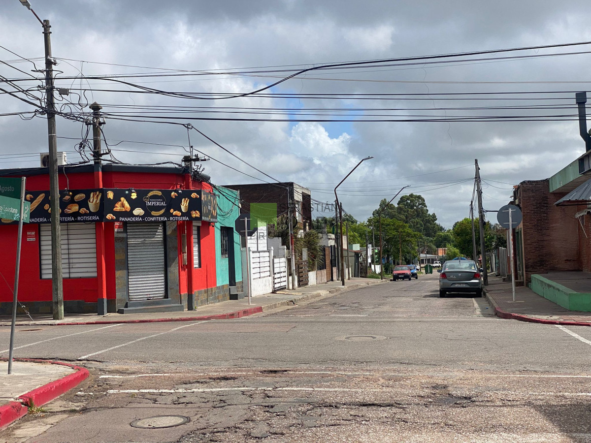 Casa ID.771 - Casa de 1 Dormitorio Amplio en Alquiler en San Carlos