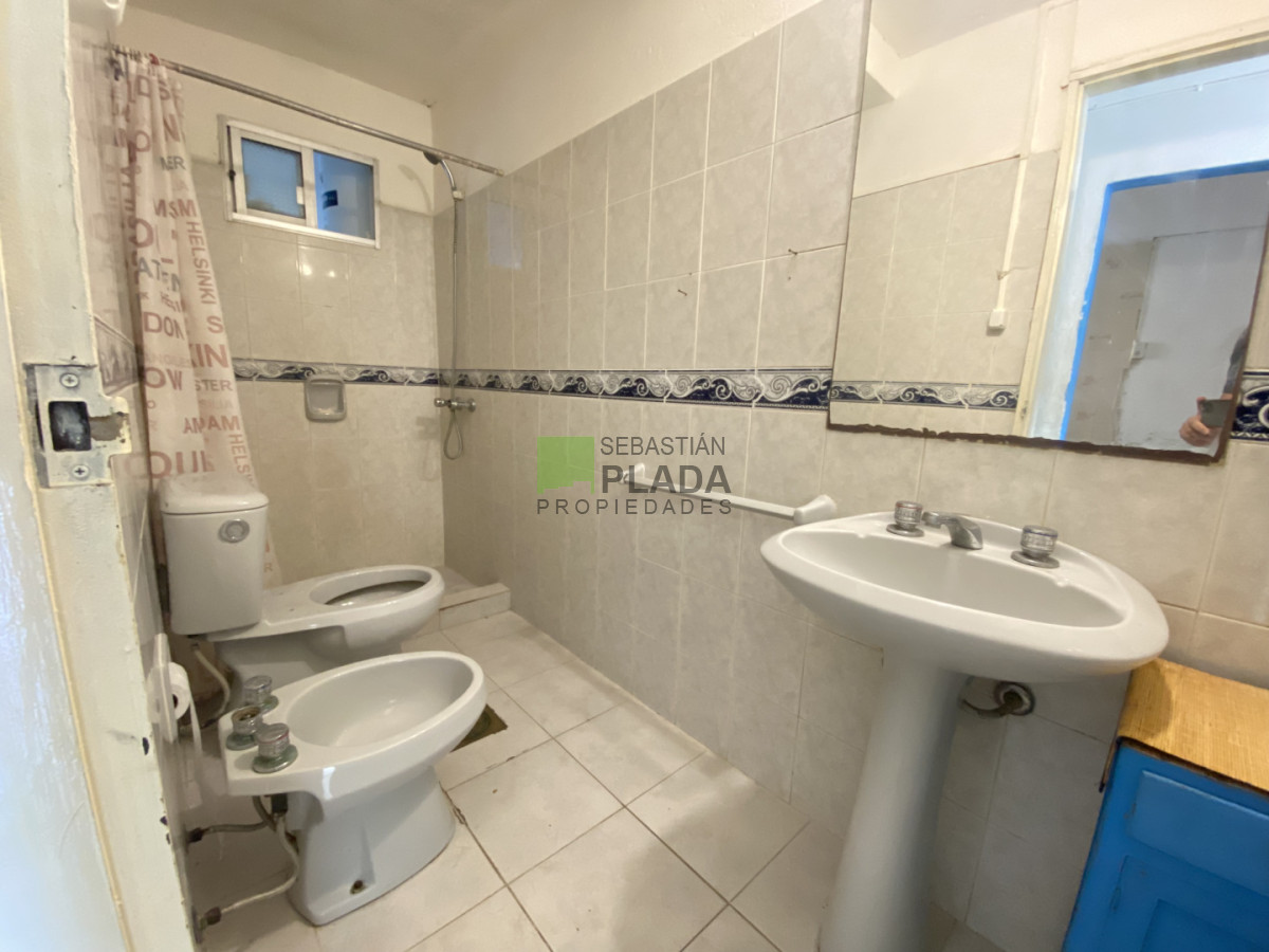 Casa ID.1065 - Casa de 1 Dormitorio en Alquiler en San Carlos