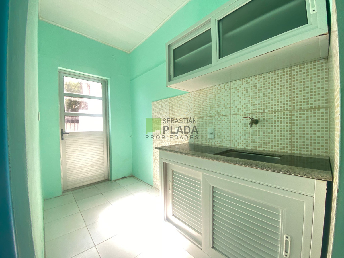 Casa ID.686 - Monoambiente en Alquiler en San Carlos