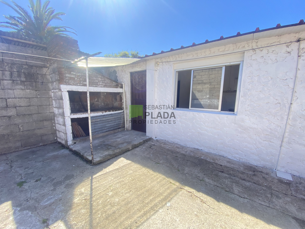 Casa ID.1019 - Casa de 1 Dormitorio en Alquiler en San Carlos