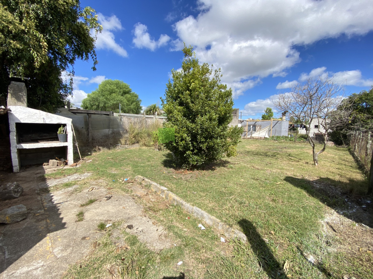 Casa ID.968 - Casa 2 Dormitorios sobre amplio terreno, en Venta en San Carlos