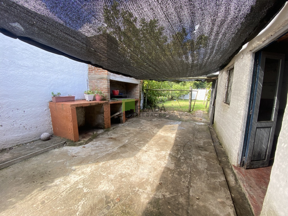 Casa ID.848 - Casa Tres Dormitorios, garaje, patio.  Venta en San Carlos