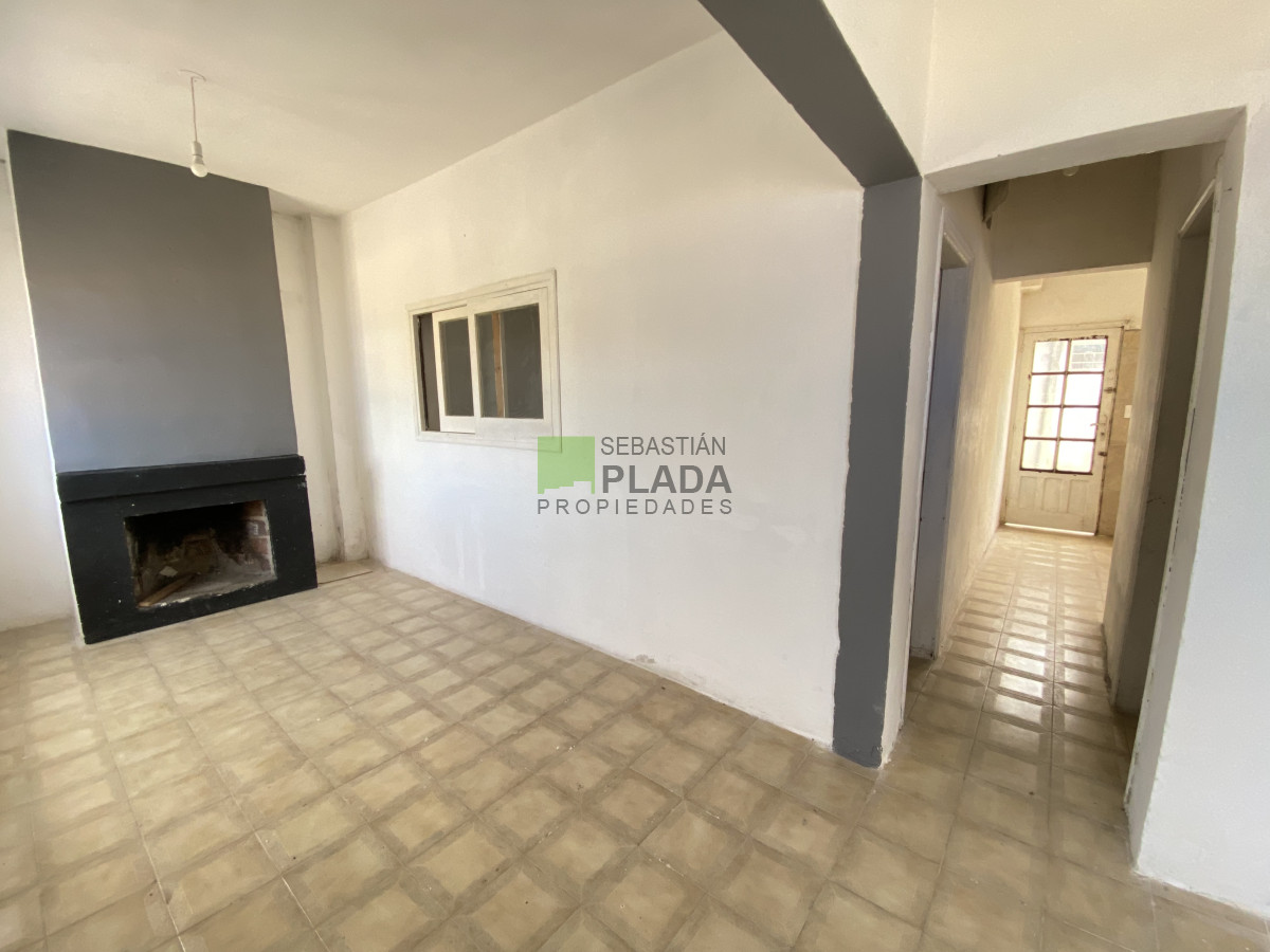Casa ID.771 - Casa de 1 Dormitorio Amplio en Alquiler en San Carlos