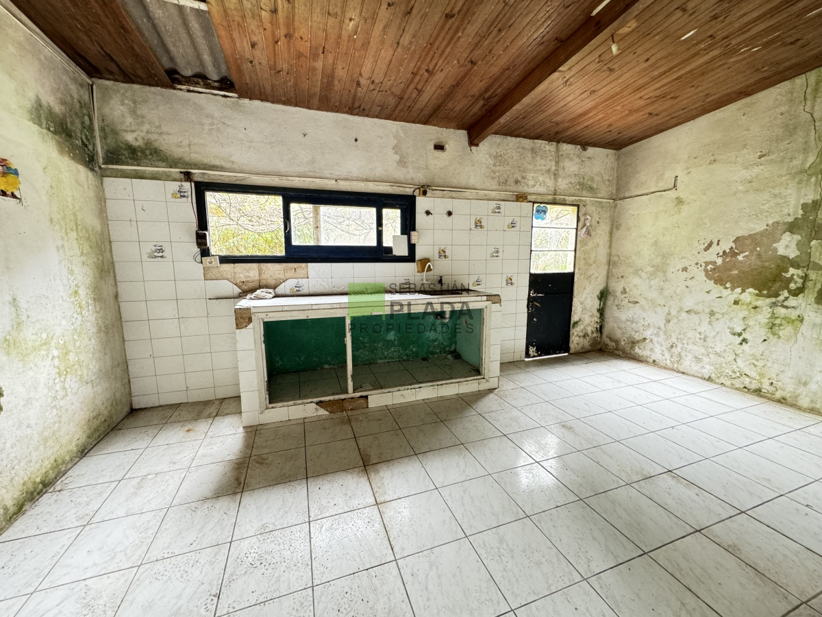 Casa ID.927 - Casa y Galpón con buen terreno
