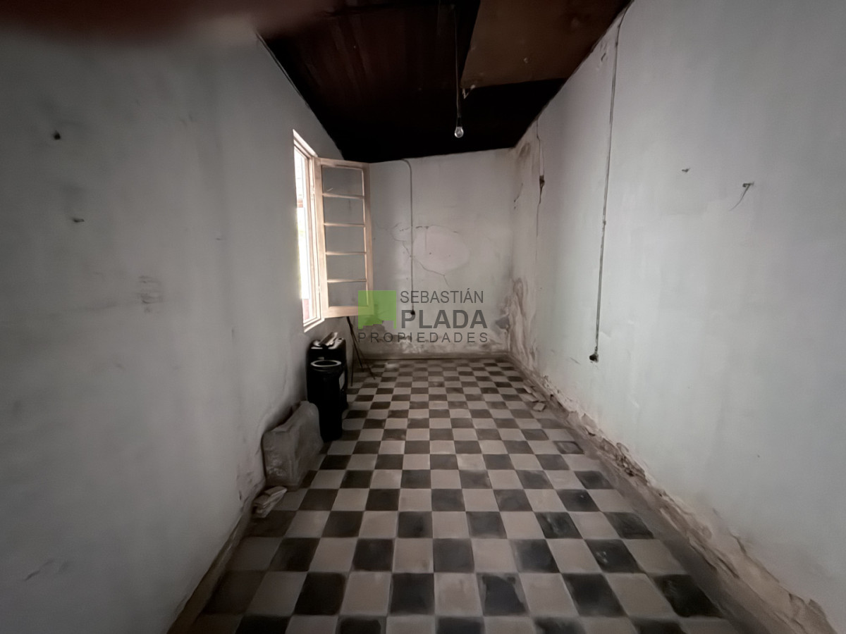 Casa ID.1098 - Casa a Reciclar en el Centro de San Carlos