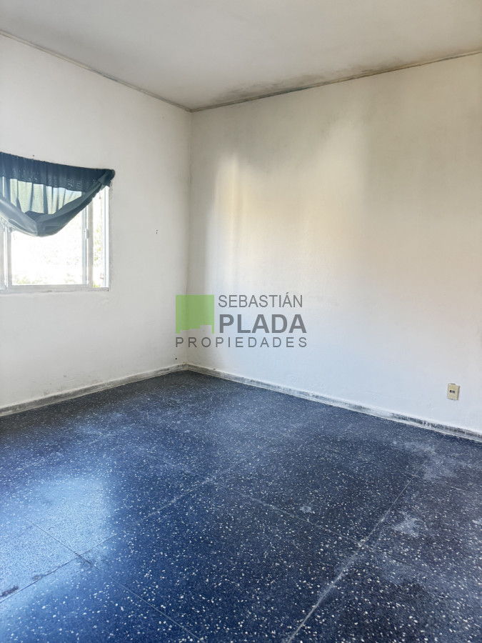 Casa ID.956 - Casa de Plancha 2 dormitorios, muy lumoinoso bien orientada.