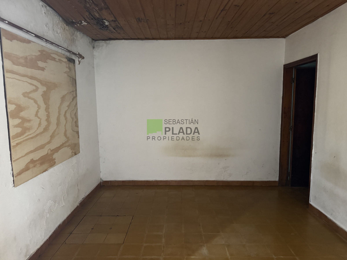 Casa ID.971 - A reciclar en Centro de San Carlos