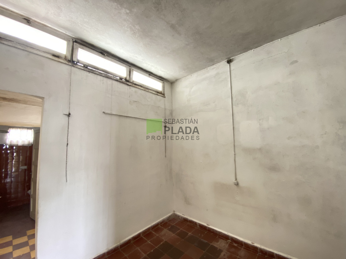 Casa ID.1039 - Casa de 1 Dormitorio en Alquiler en San Carlos