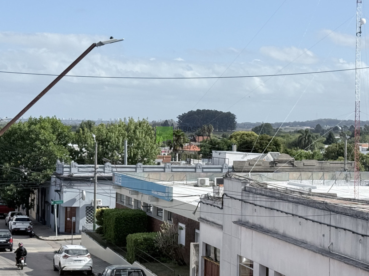 Casa ID.718 - Casa de 3 Dormitorios Céntrica, con garaje.