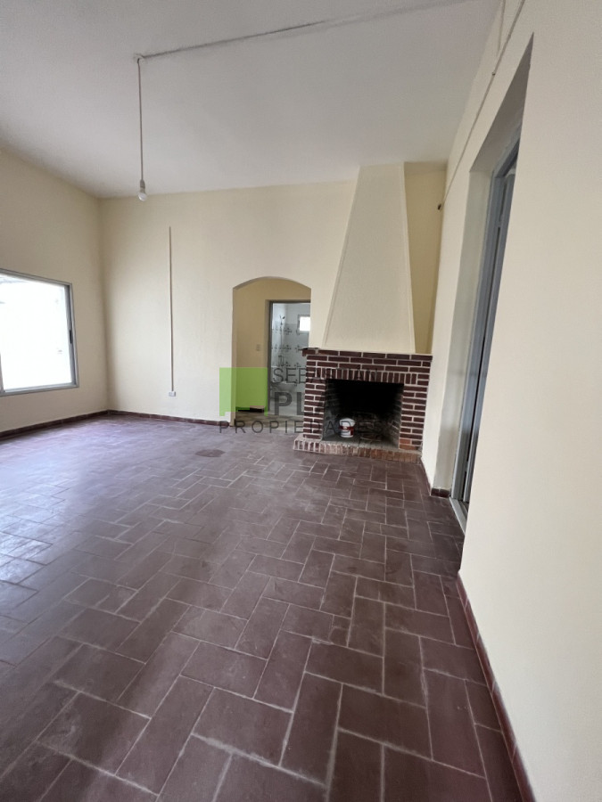 Casa ID.661 - Gran casa 4 dormitorios, en ALQUILER en el Centro de San Carlos