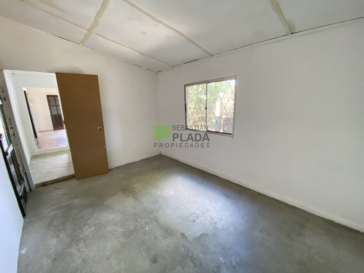 Casa ID.968 - Casa 2 Dormitorios sobre amplio terreno, en Venta en San Carlos