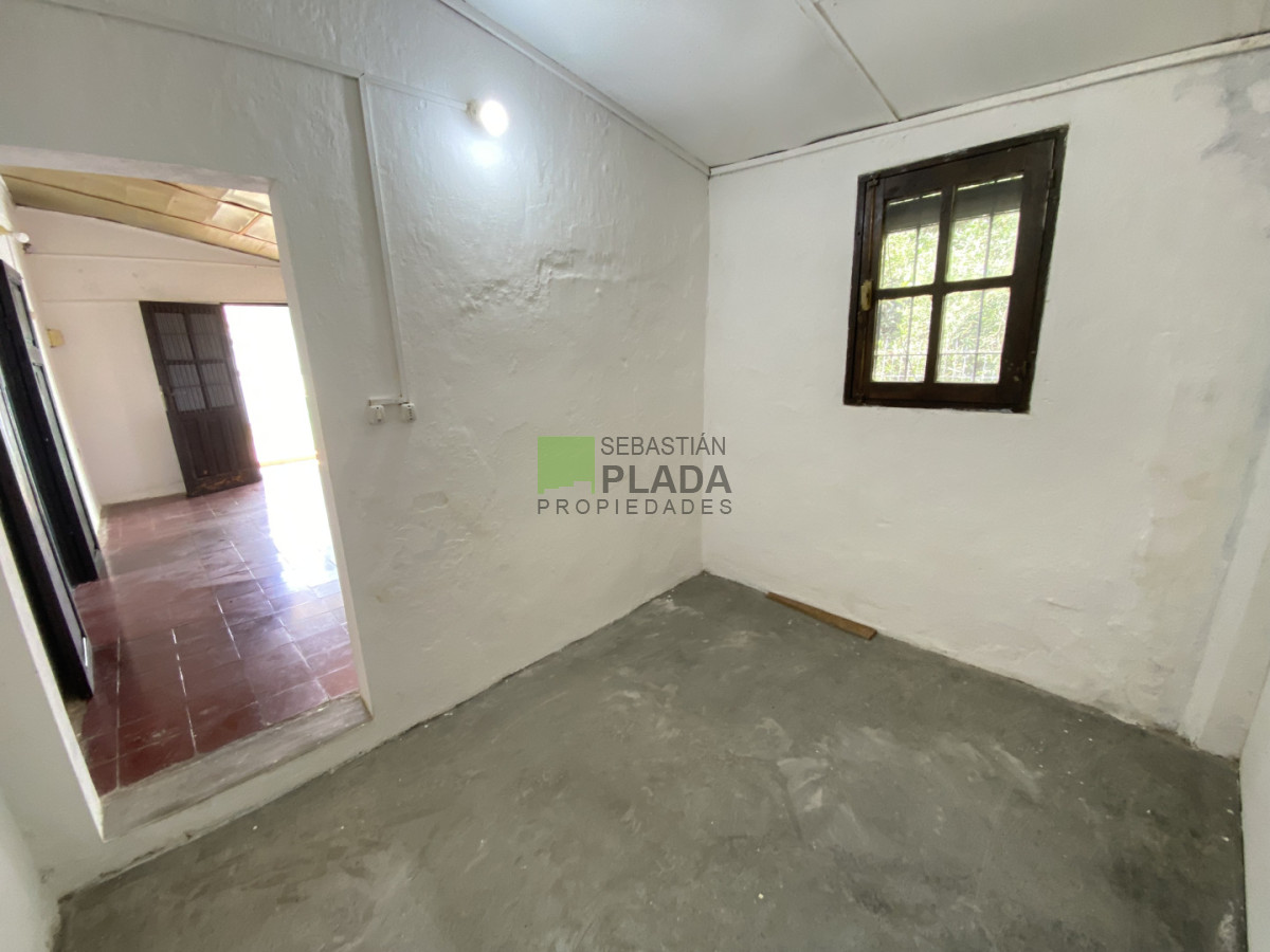 Casa ID.968 - Casa 2 Dormitorios sobre amplio terreno, en Venta en San Carlos