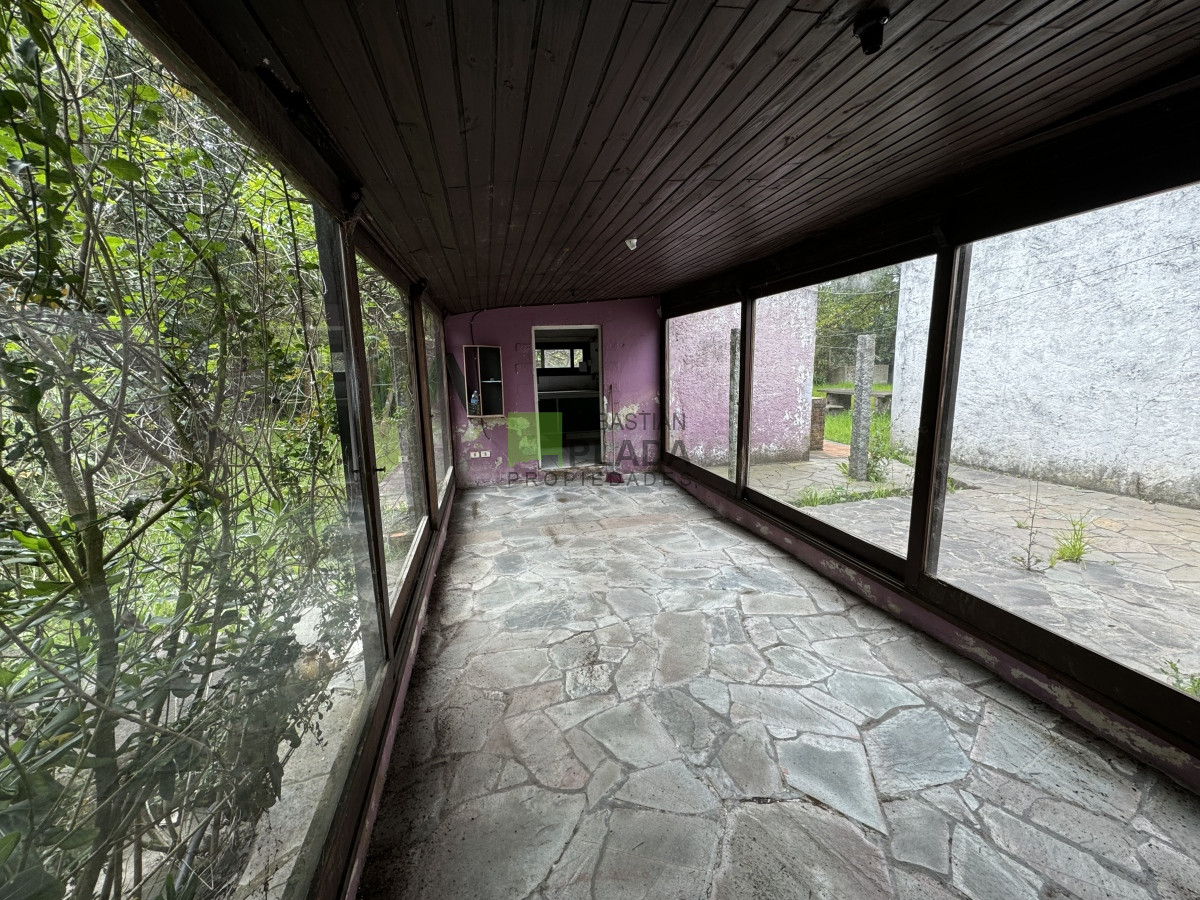 Casa ID.927 - Casa y Galpón con buen terreno