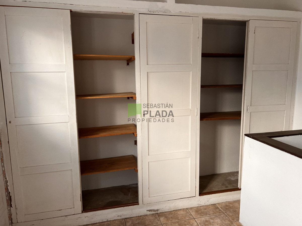 Casa ID.718 - Casa de 3 Dormitorios Céntrica, con garaje en Venta