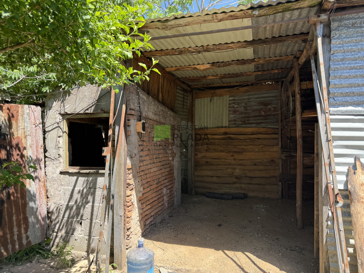 Casa ID.1021 - Casa a reciclar cecana a Rambla y servicios