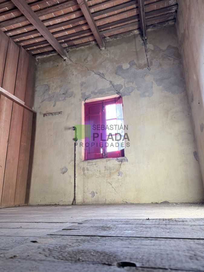 Casa ID.1089 - Casona de 1900 en el Centro de San Carlos