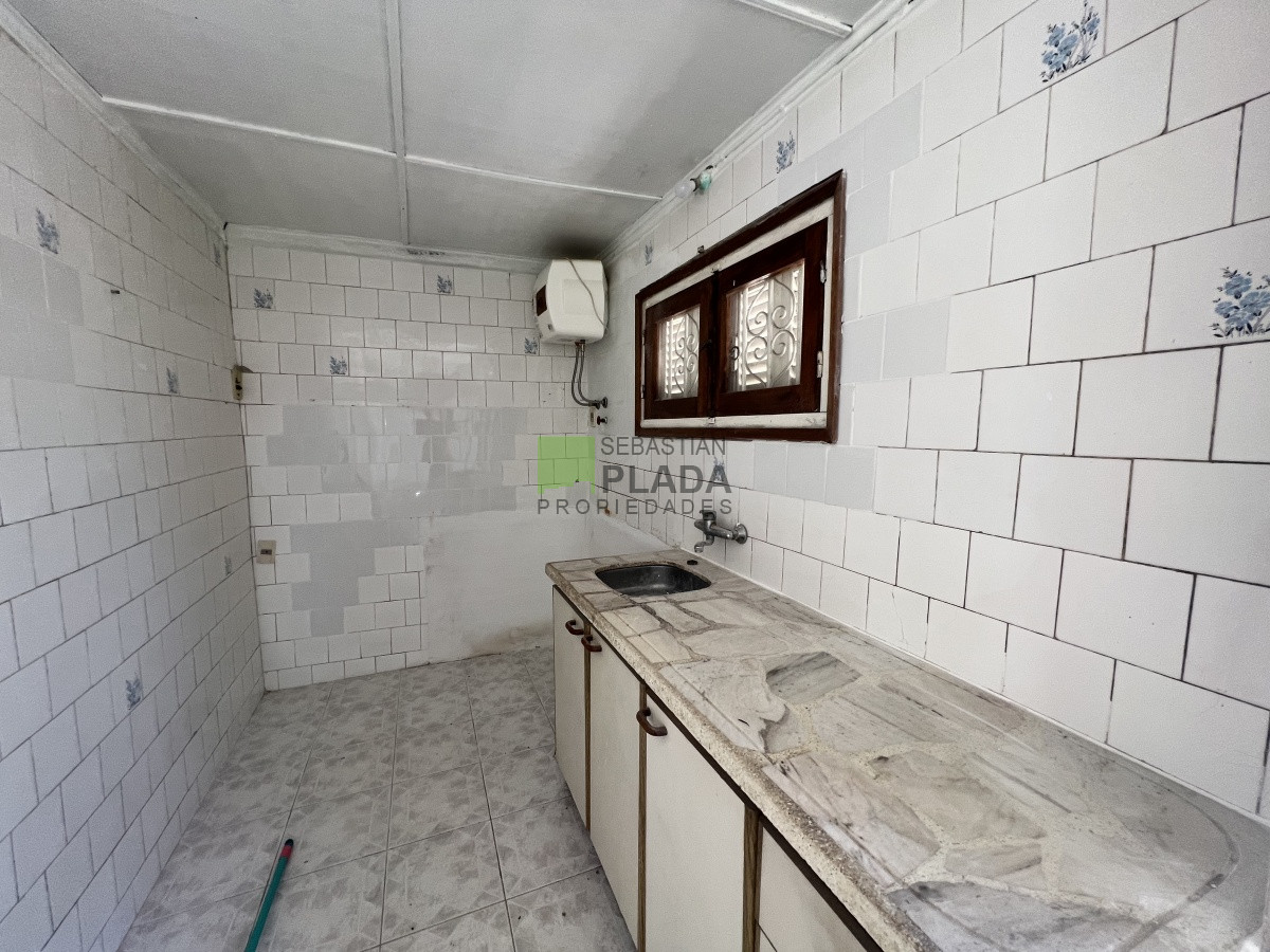 Casa ID.679 - ¡ATENCIÓN PRÓXIMAMENTE! Casa 4 Dormitorios con garaje en alquiler en el Centro de San Carlos