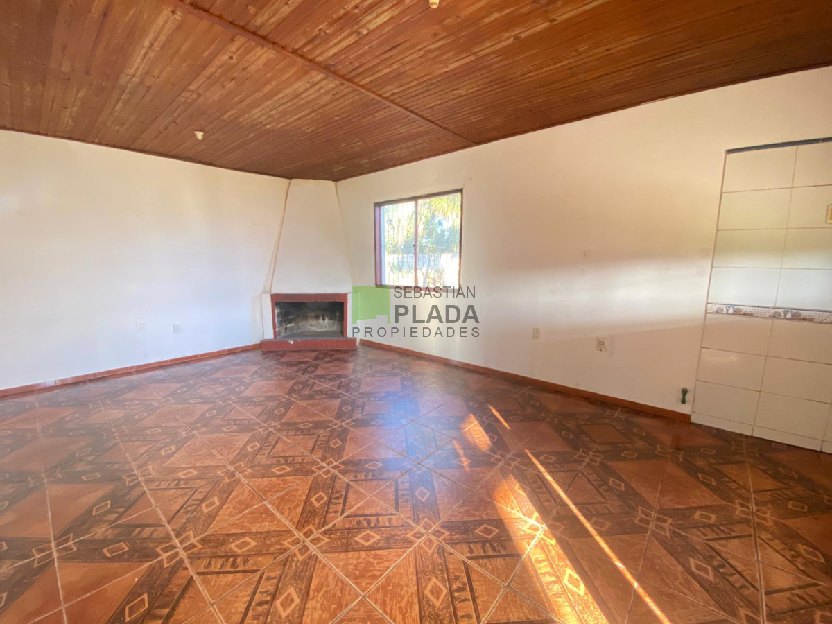 Casa ID.994 - Casa de 2 Dormitorios en Alquiler en San Carlos