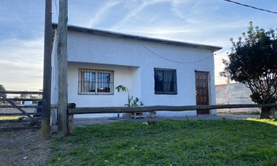Casa de 2 Dormitorios en Venta en San Carlos