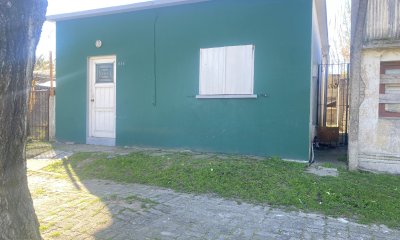 Casa de 2 Dormitorios en Centro de San Carlos en Venta