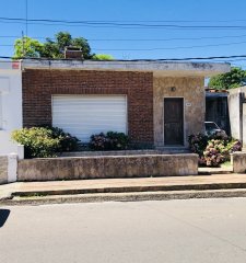 Casa 3 dormitorios en el centro de San Carlos