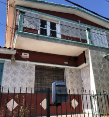 Casa 4 dormitorios, Galpón, Garage, Patio, cercana al centrto, a pasos de la Rambla